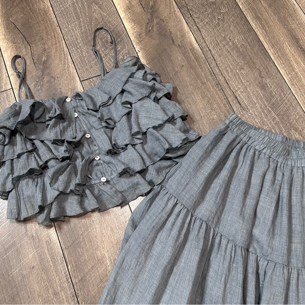 Miou Muse 2 Piece Skirt Set - Picture 4 of 8